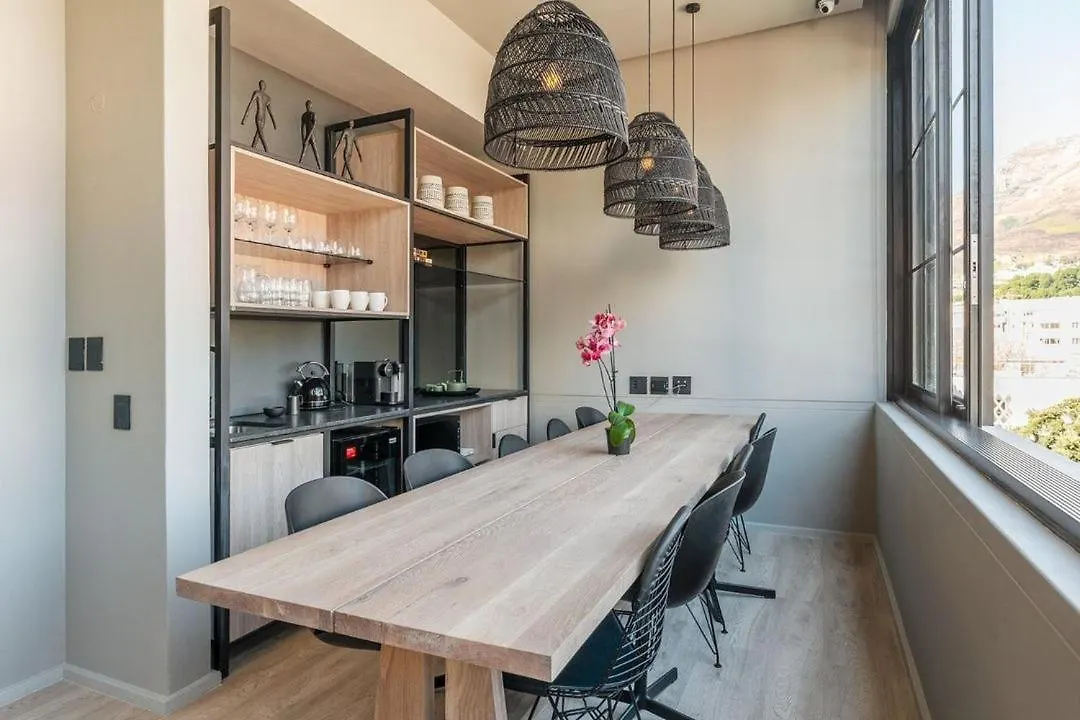 Modern Apartments On Harrington Cape Town 0*,