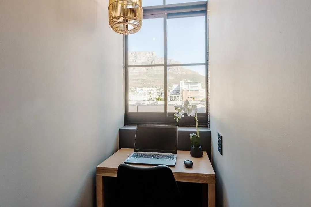 Modern Apartments On Harrington Cape Town 0*,
