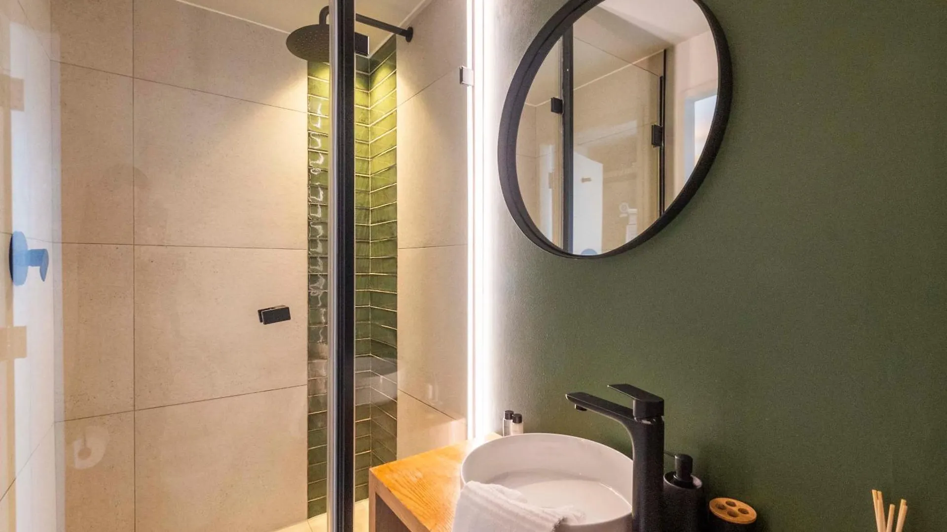 Modern Apartments On Harrington Cape Town South Africa
